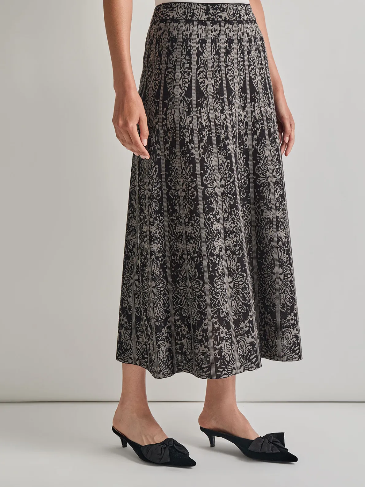 A-Line Two-Tone Jacquard Knit Maxi Skirt