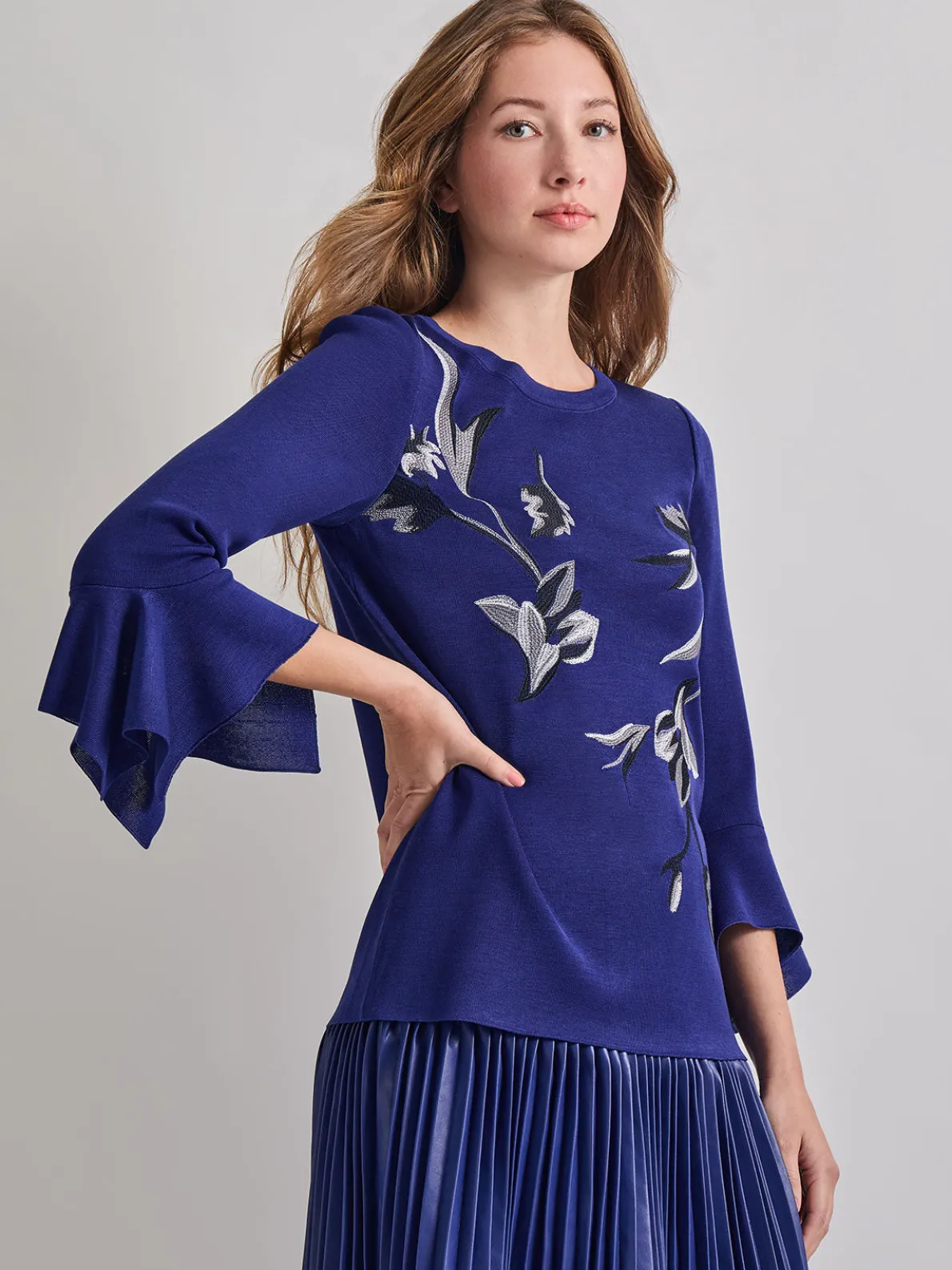 Embroidered Floral Knit Blouse
