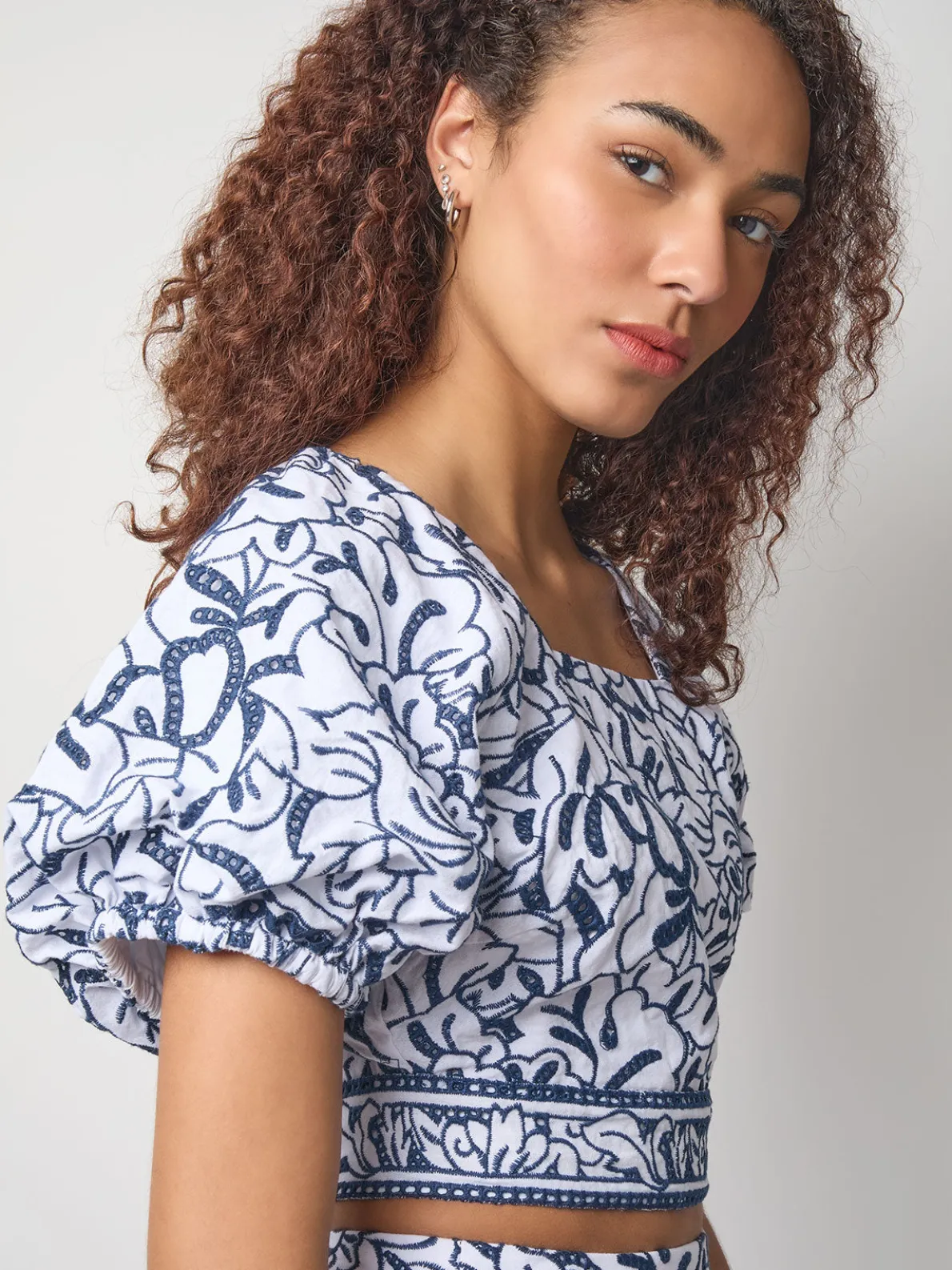 Embroidered Floral Cropped Cotton Blouse