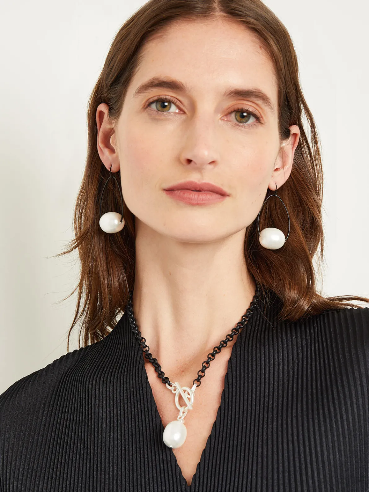 Handmade Black Rolo Link Toggle Necklace with Cotton Pearl Pendant