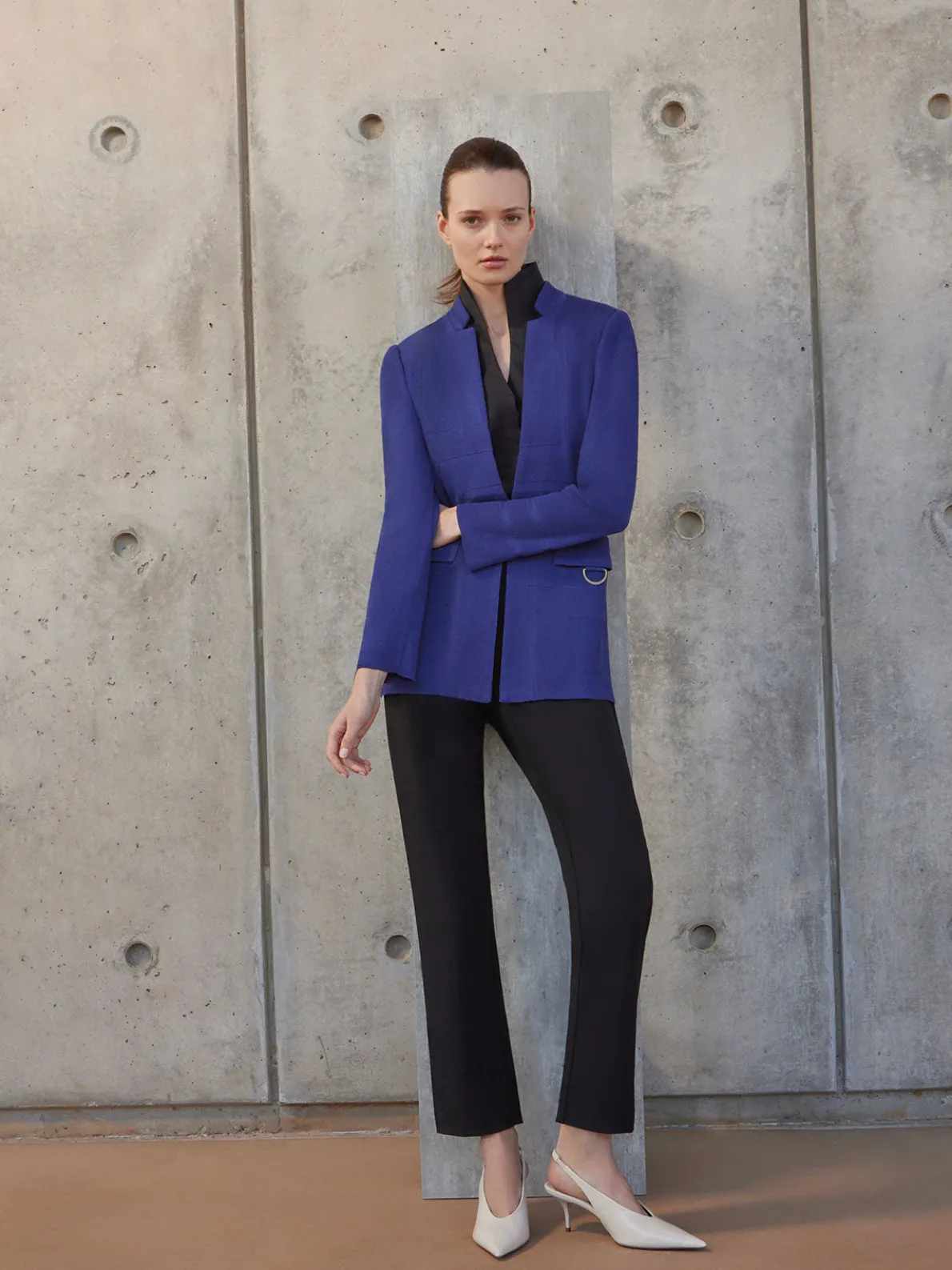 Inverted Notch Collar Tailored Knit Jacket