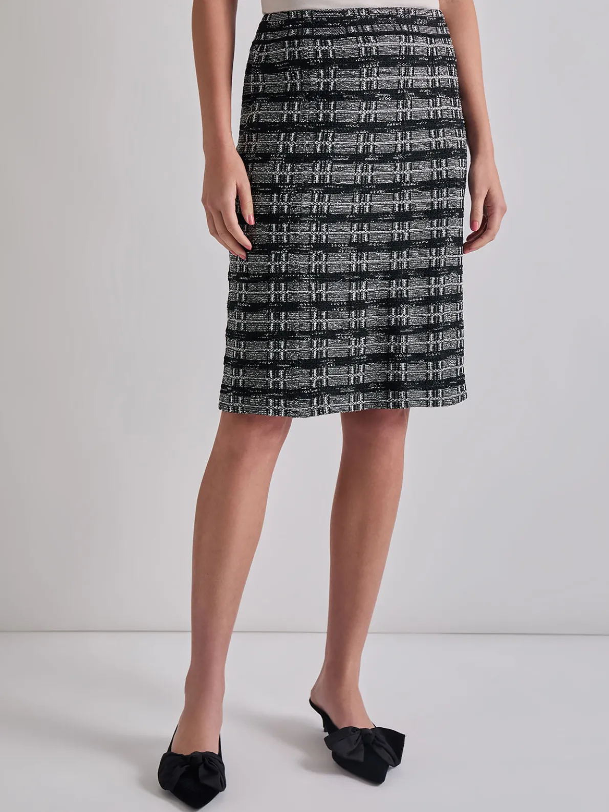 Knee-Length Tweed Knit Pencil Skirt