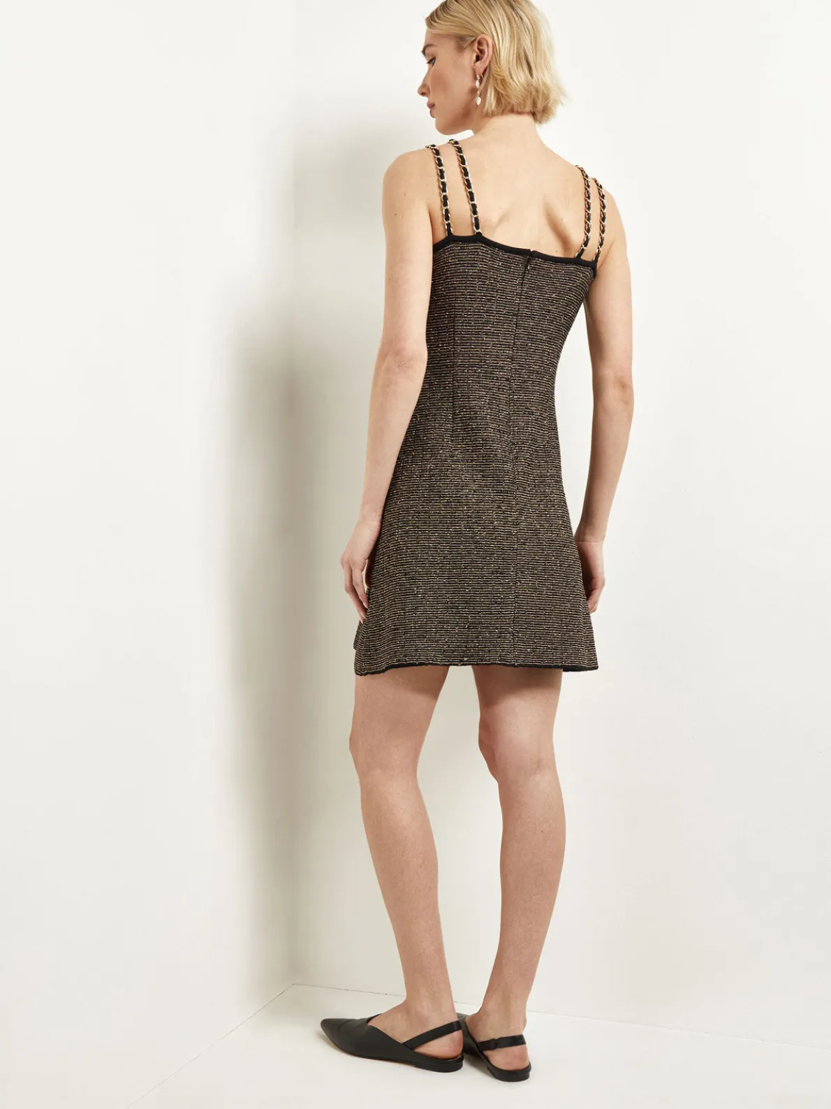 Modern Fit A-Line Curb Chain Double Strap Knit Mini Dress