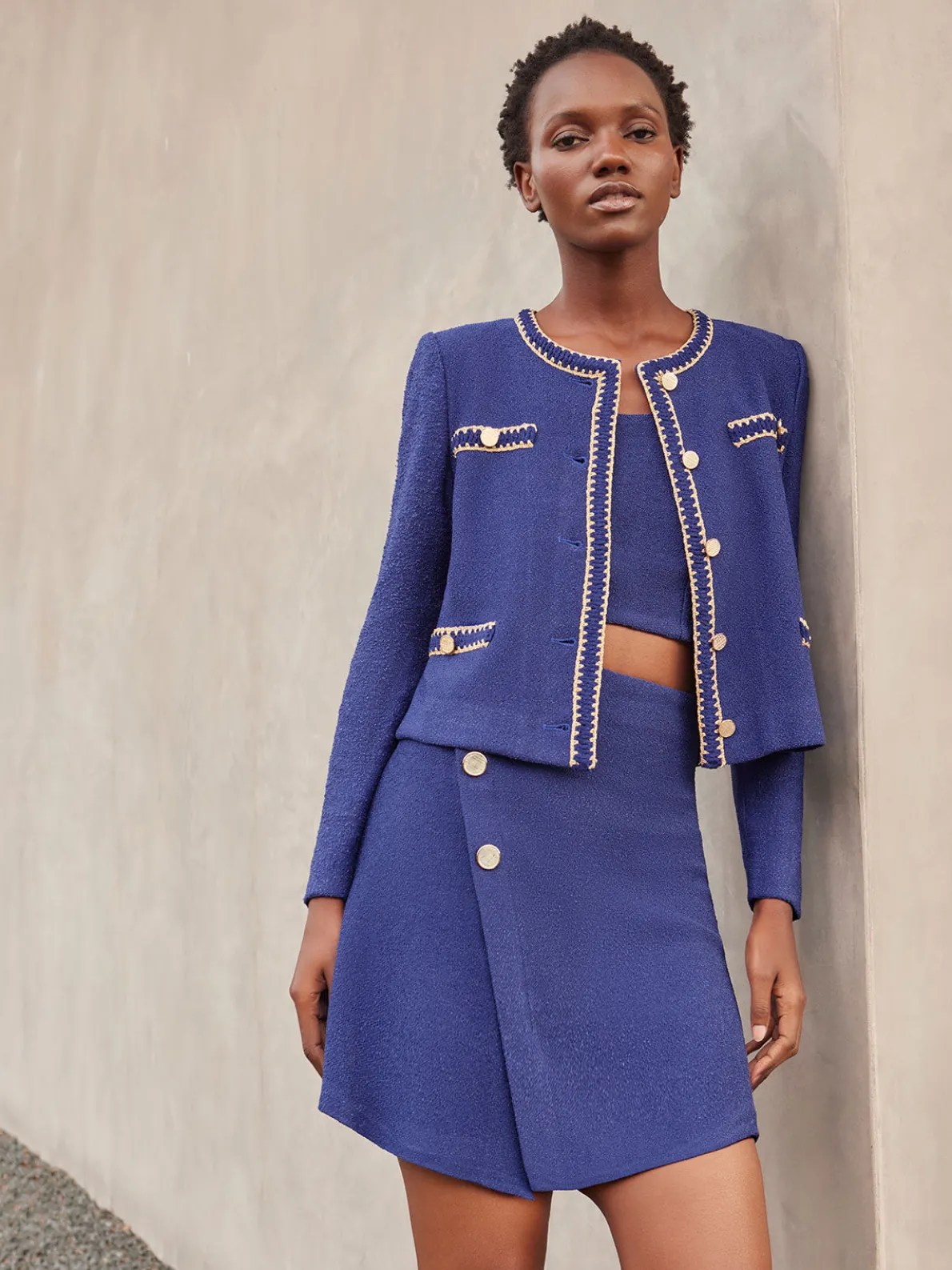 Modern Fit Boucle Knit Cropped Tank Top