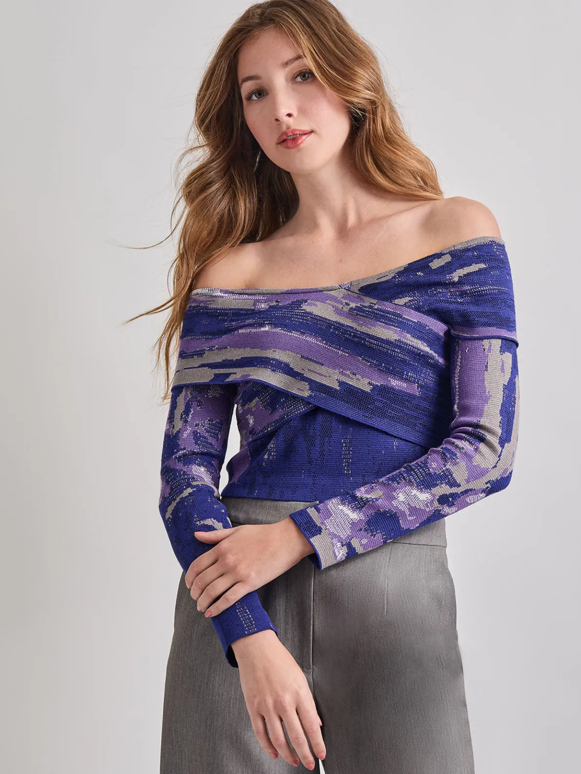 Modern Fit Cropped Cross Body Watercolor Soft Knit Top