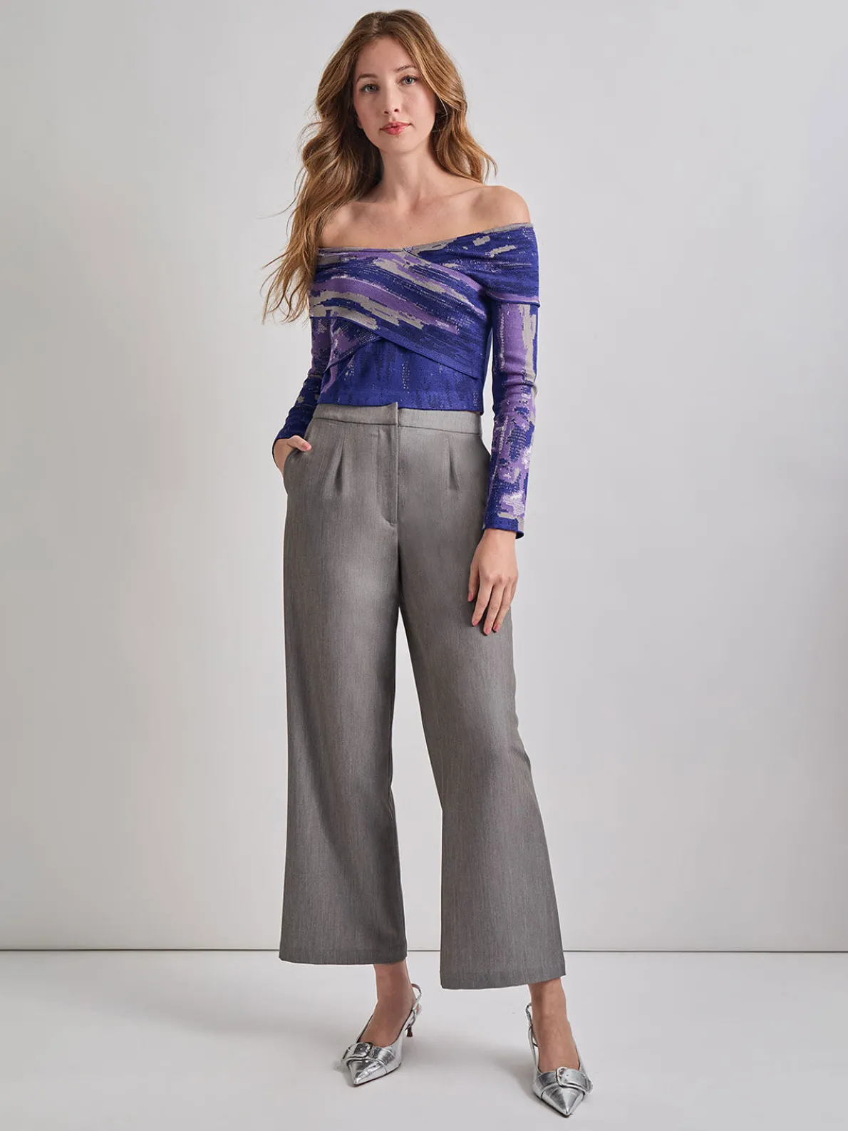 Modern Fit Cropped Cross Body Watercolor Soft Knit Top