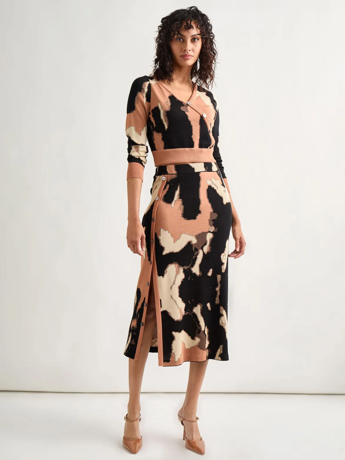 Modern Fit Short Jacquard Soft Knit Sweater Top