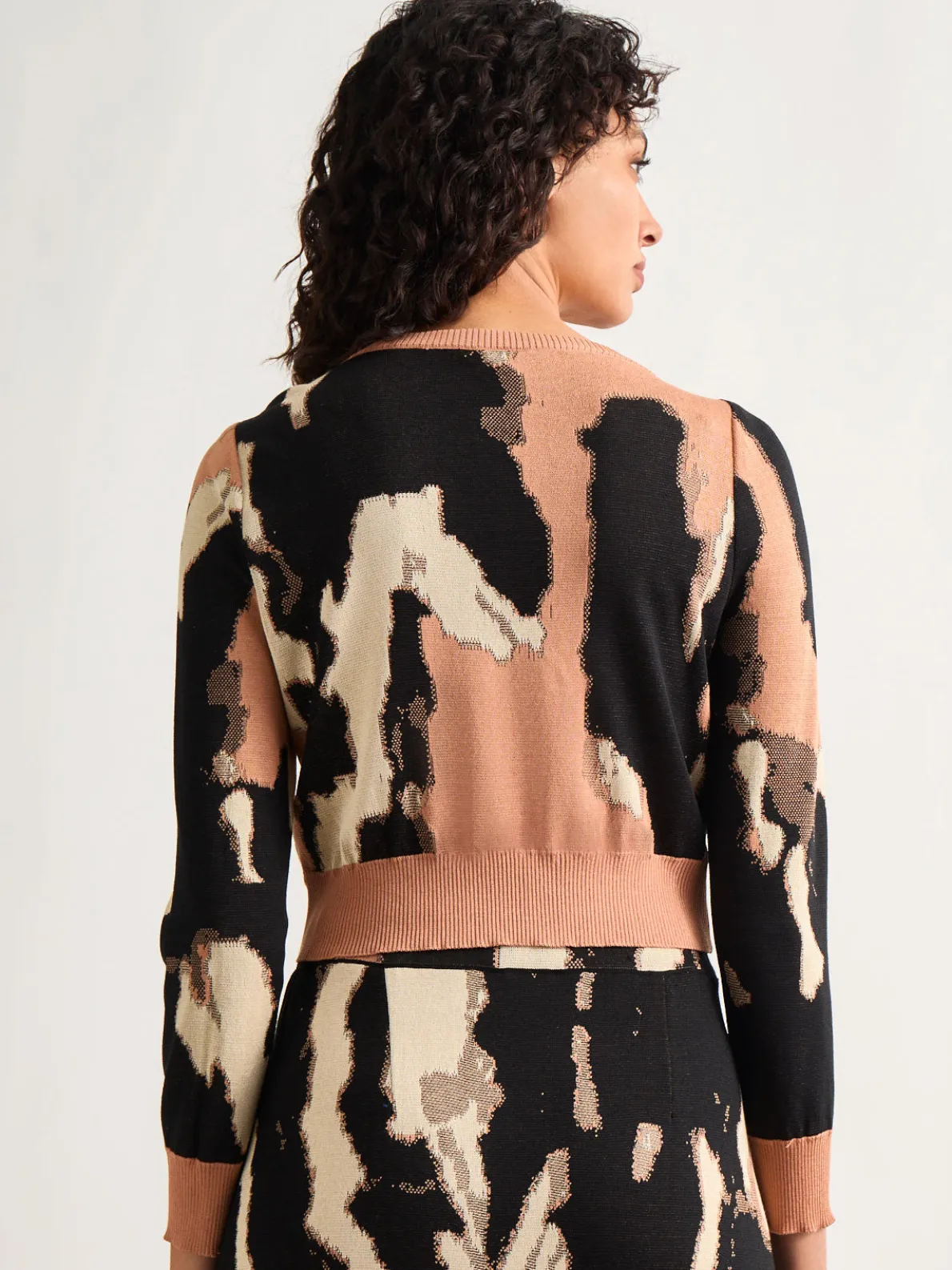 Modern Fit Short Jacquard Soft Knit Sweater Top