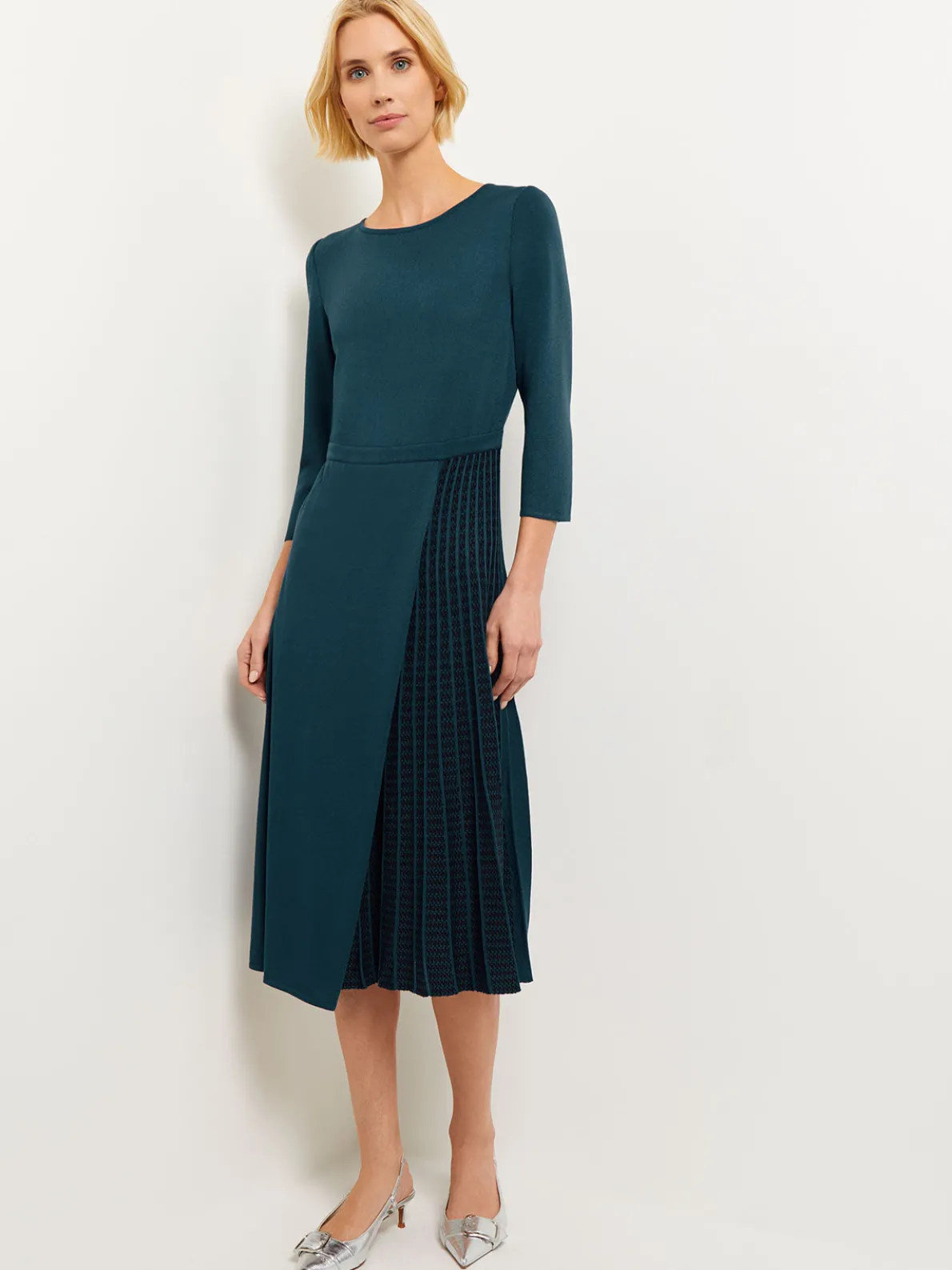 Pleated Contrast Panel Soft Knit Dress