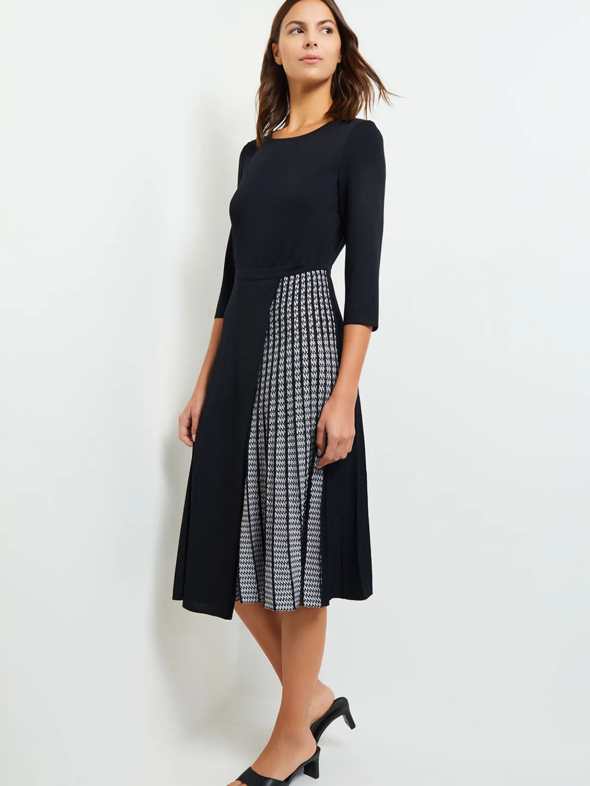 Pleated Contrast Panel Soft Knit Dress