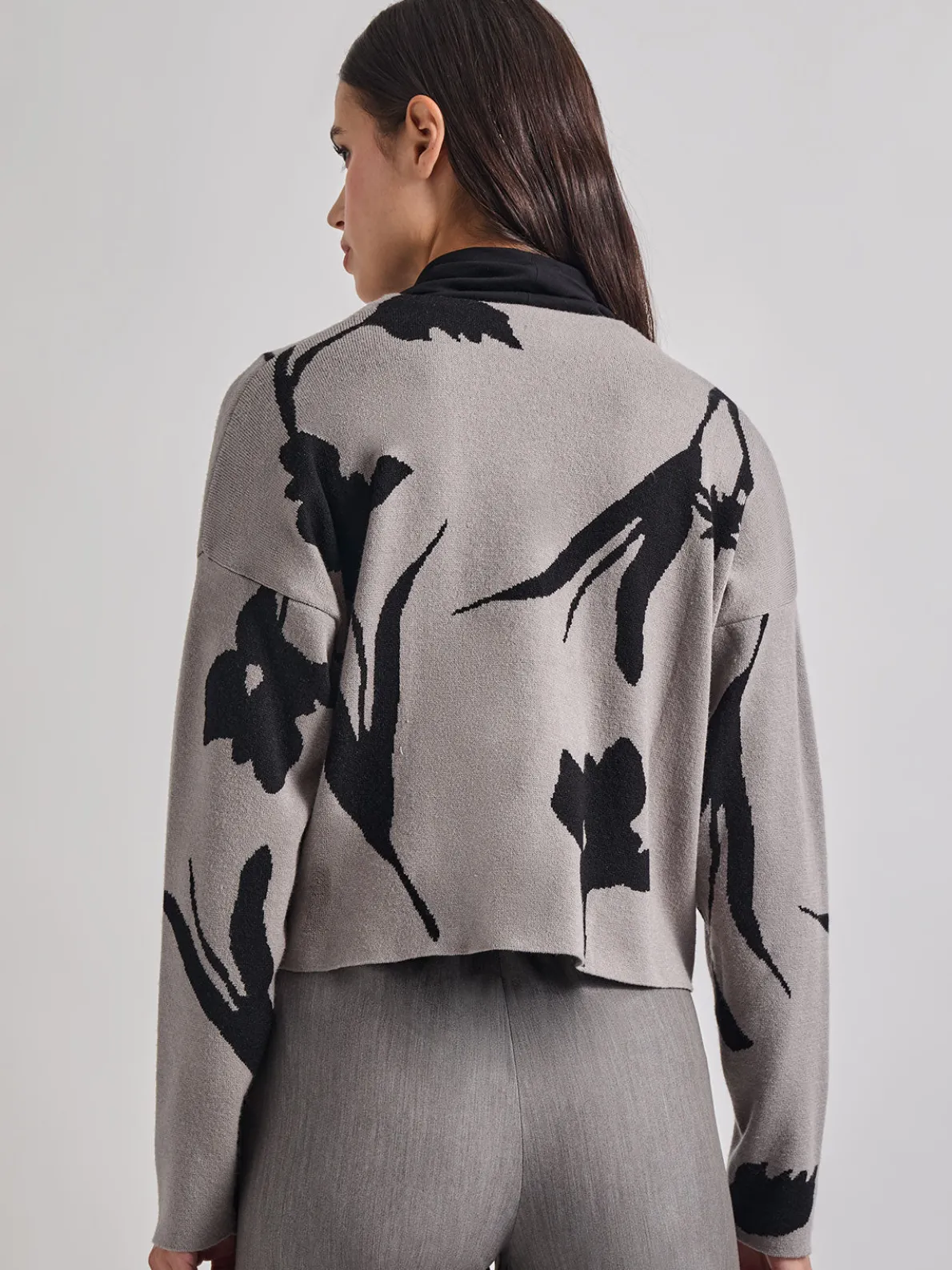 Relaxed Fit Abstract Floral Soft Knit Jacket