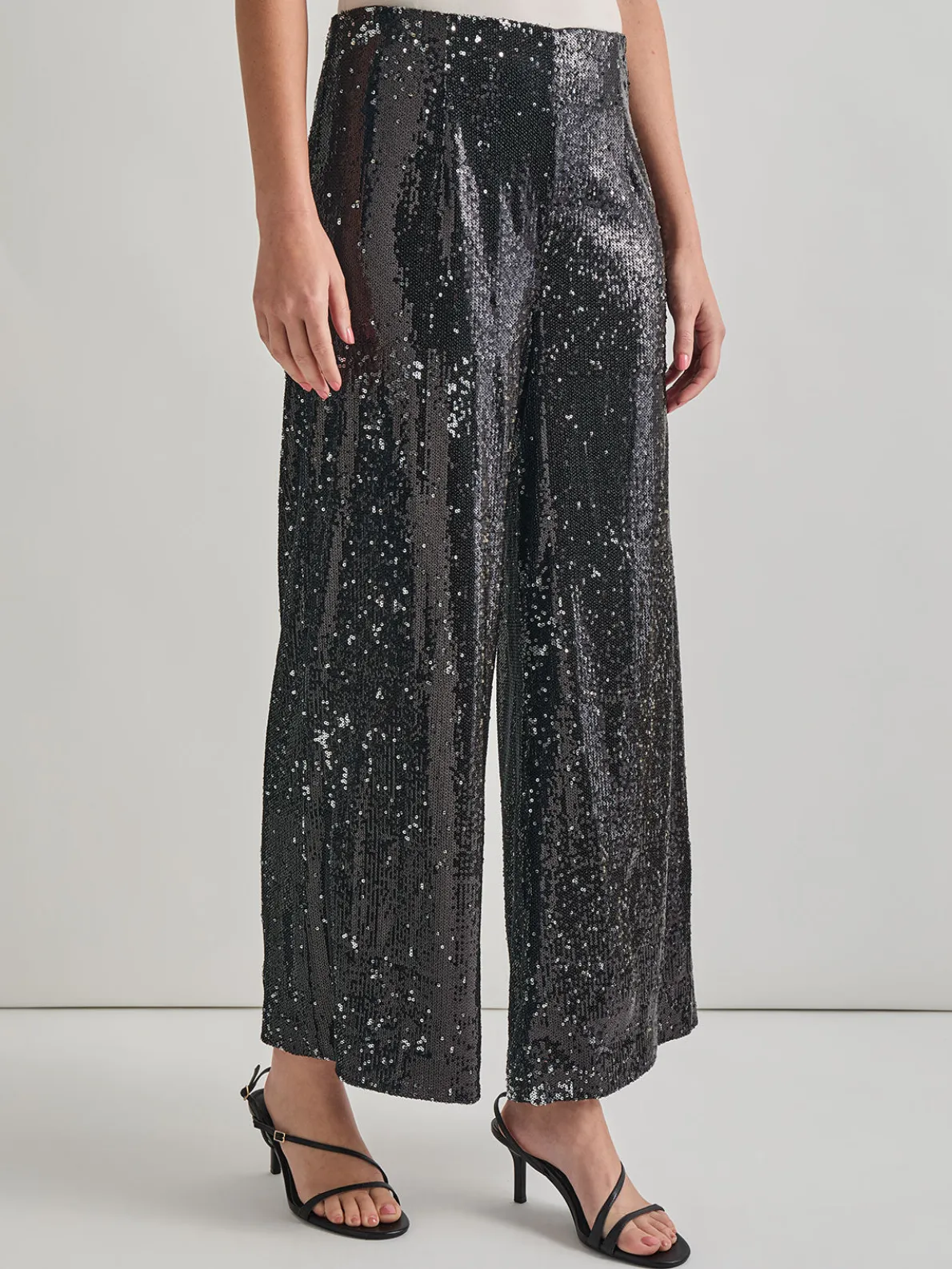 Sequin Novelty Woven Wide Leg Pant