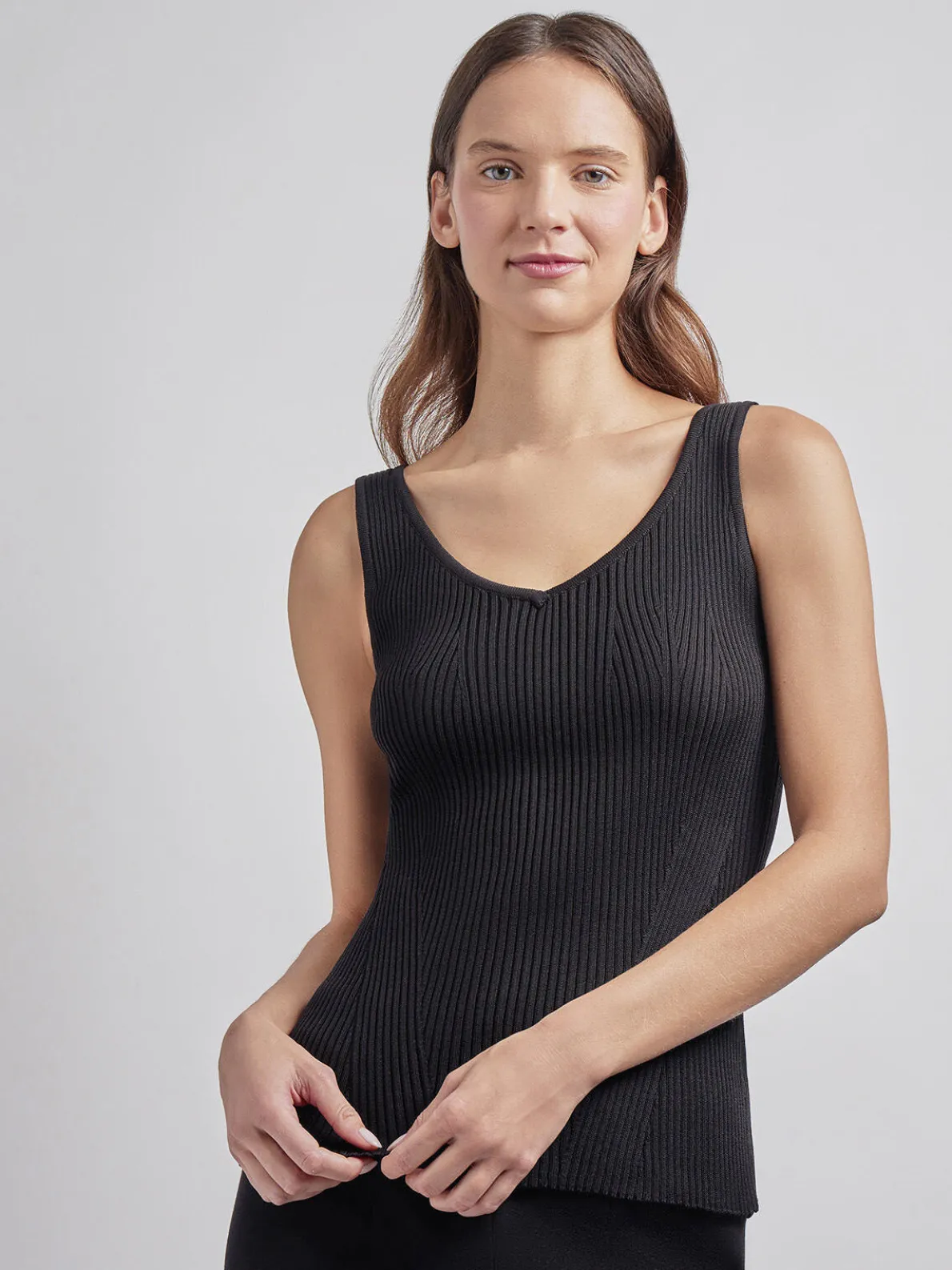 Shaped Ribbed Knit V-Neck Tank