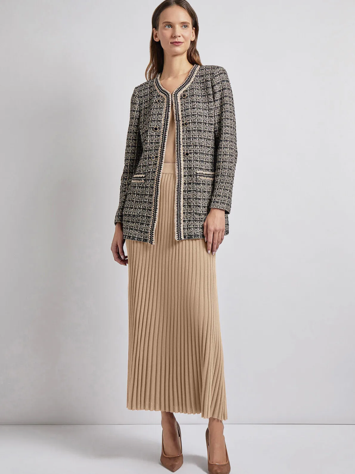 Tailored Fit Contrast Trim Tweed Knit Jacket