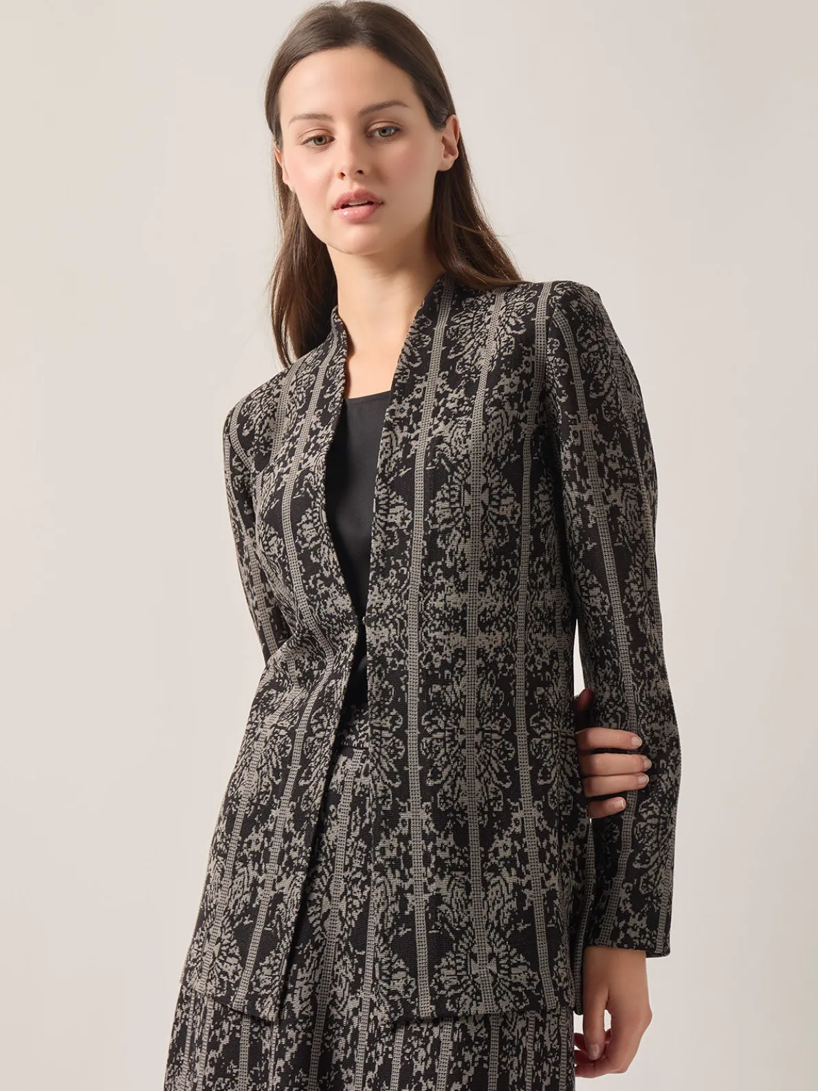 Tailored Fit Two-Tone Jacquard Knit Jacket