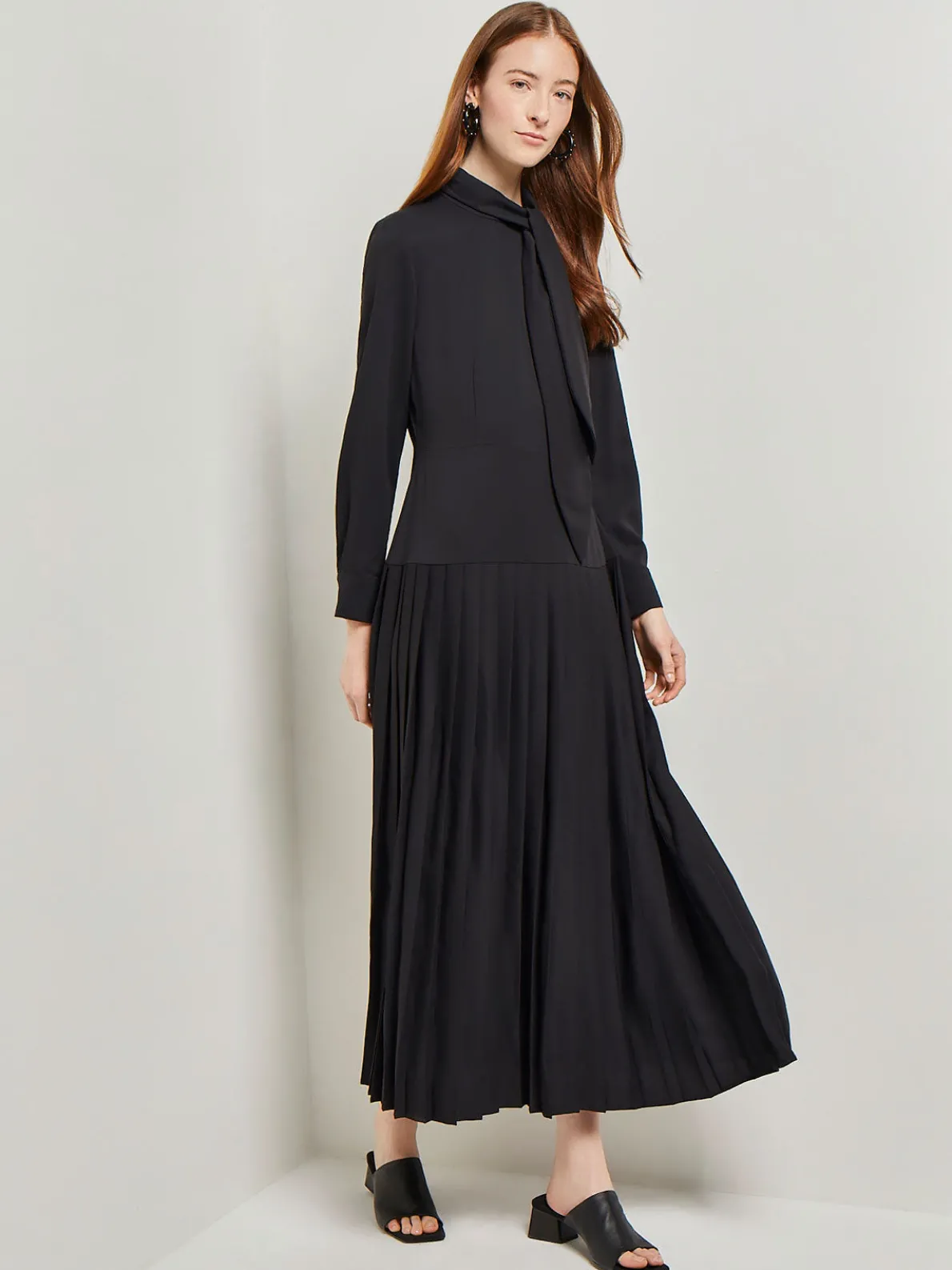 Tie Neck Pleated A-Line Maxi Dress