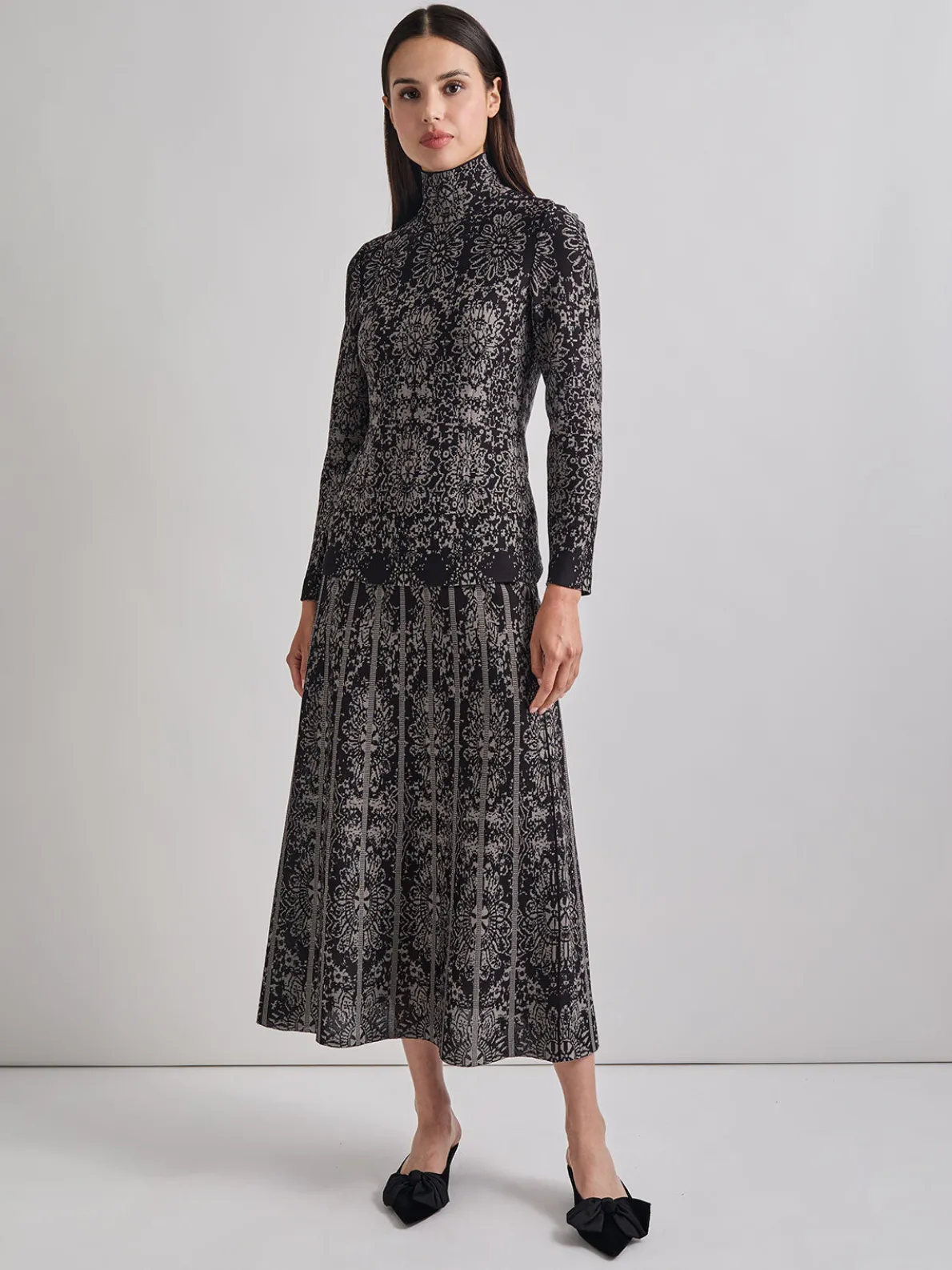 Two-Tone Damask Jacquard Knit Tunic