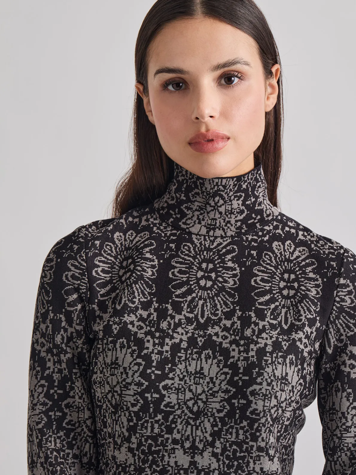 Two-Tone Damask Jacquard Knit Tunic