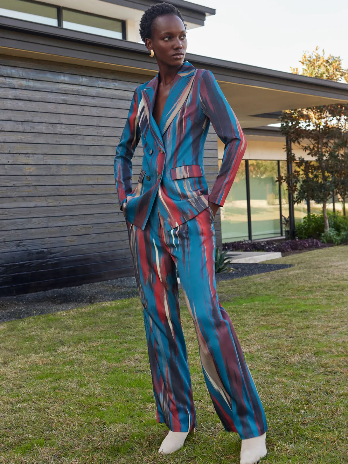 Zipper Fly Brushtroke Woven Wide Leg Pant